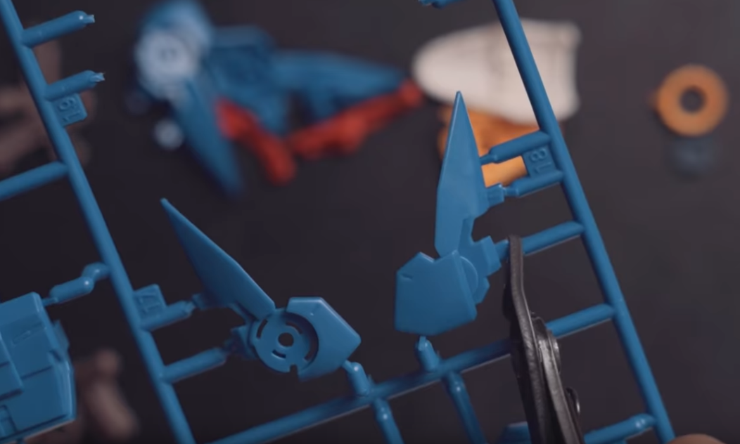 Cara merakit gundam